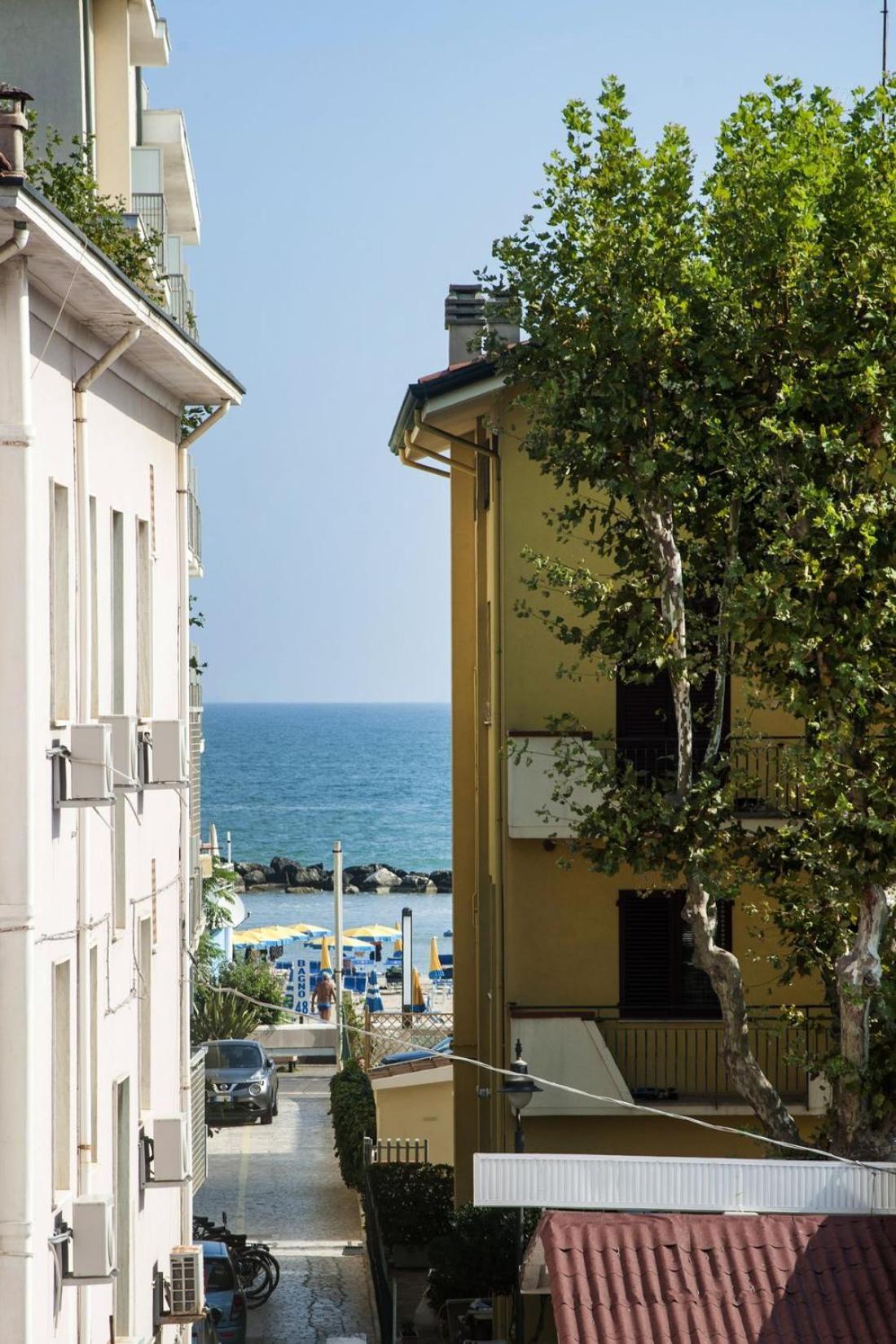 Villa Zavatta "B&B - Rooms & Apartments" Bellaria-Igea Marina Zewnętrze zdjęcie